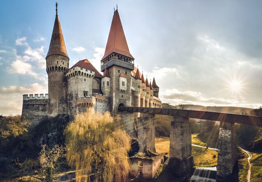 Cluj: Turda Salt Mine, Corvin Castle, Alba Carolina Tour - Corvin Castle near Hunedoara: Gothic walls built to face real threats