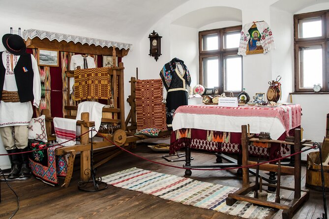 Day Trip Bear Sanctuary, Bran Castle, Rasnov Fortress from Brasov - Stop 3: Râşnov Citadel garden and panoramic view (free right now)