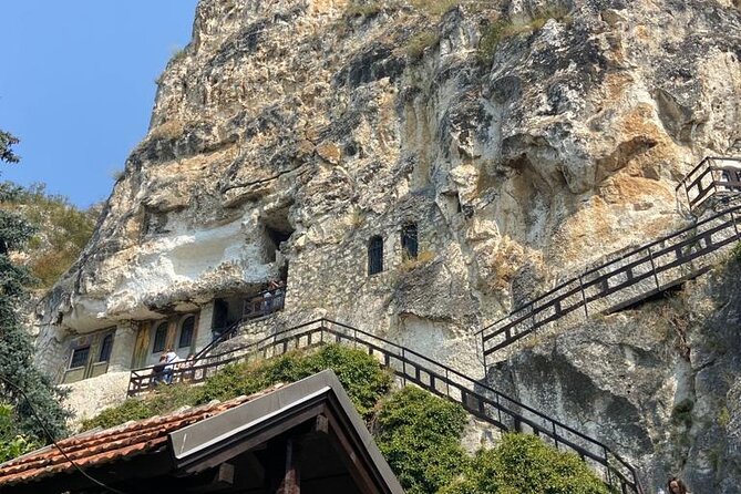 Day Trip to Bulgaria and Veliko Tarnovo from Bucharest - A one-day border hop, built for early starts