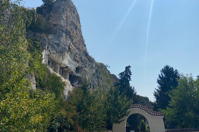 Day Trip to Bulgaria and Veliko Tarnovo from Bucharest - Veliko Tarnovo: Bulgaria’s first capital, with fortress views