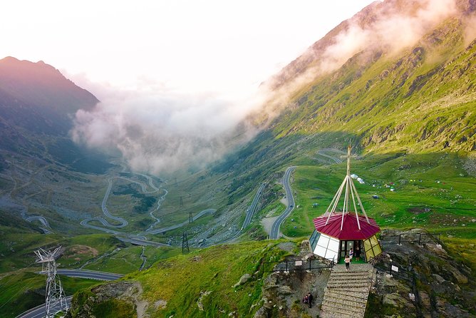 Day trip to Transfagarasan Highway from Bucharest - Your guide and group size: smoother than you expect