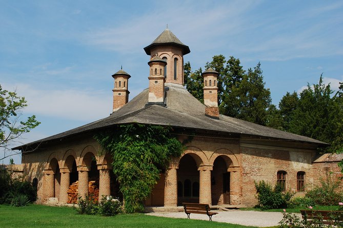 Discover Dracula's Tomb and Mogosoaia Palace - Private Tour from Bucharest - A half-day Dracula story with real Romanian sites