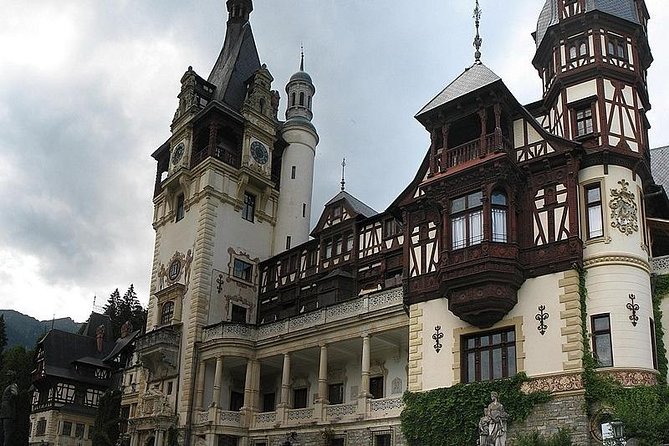 Dracula Castle, Peles Castle & Brasov-Private Tour from Bucharest - Monday and Tuesday Peleș Dates: How to Avoid a Disappointing Surprise