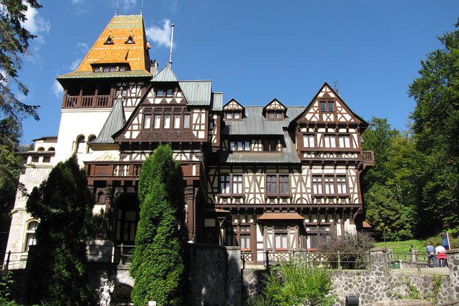 DRACULA CITY BREAK Bran Castle, Peles Castle Sinaia, Brasov City - Day 3: the smooth transfer back to Bucharest, plus an option to switch gears