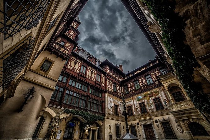 Dracula's Castle, Brasov and Peles Full-Day Tour from Bucharest - The long coach day: comfort, toilets, and the reality of traffic