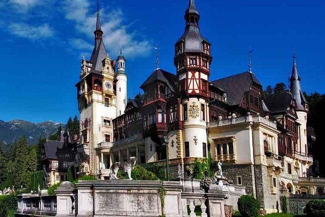 Dracula's Castle, Peles Castle and old town Brasov from Bucharest - What to Pack and Plan So the Day Feels Easier