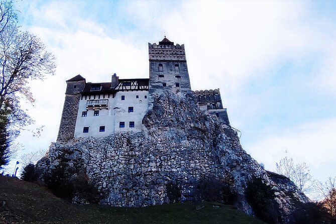 Dracula's Castle - Private Tour with Peleș Castle and Brașov city - Bran Castle, Dracula’s Castle: the legend, the fortress, and the 57-room reality