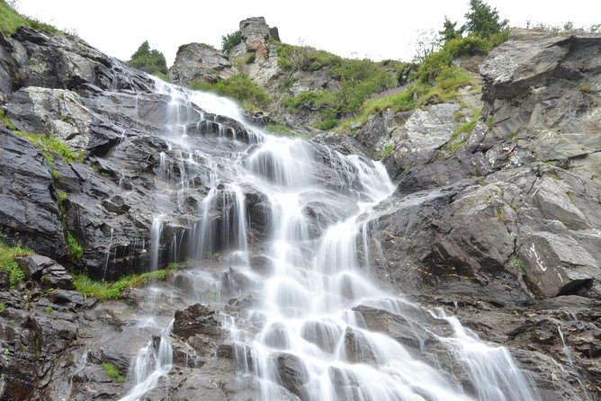 Exclusive Tour on Transfagarasan, Balea Lake, Balea and Capra Waterfalls - Capra Wasserfall: the final 10 minutes that can feel like an exclamation point