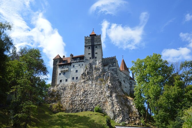 Fairytale Castles of Romania Tour - The guide factor: legends made understandable, not just told