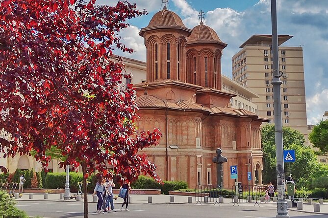 Footprints of Bucharest: History, Communism & Urban Tales - Ateneul Roman: the Greek-temple look you’ll want to see twice