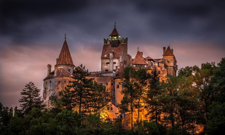From Bucharest: Day Trip to Dracula and Peles Castle - Key highlights worth your attention