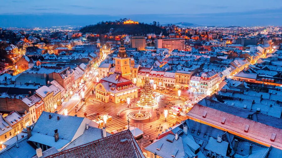 From Bucharest: Day Trip to Peles, Dracula's Castle, Brasov - Brașov walking tour: medieval streets, the Black Church, and Piața Sfatului