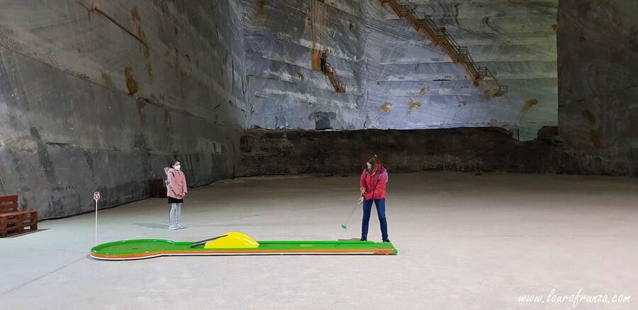 From Bucharest: Private Tour Salina Slanic: Salt Palace - Getting from Bucharest to Prahova, with a private ride that keeps you sane