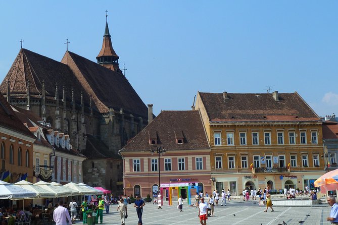 Guided visit in Spanish to the medieval center of Brasov (native Spanish guide). - Where the Tour Starts, and Why That Matters