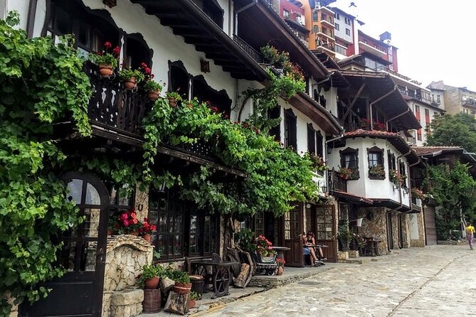 Hike Bulgaria Love Swing, Veliko Tarnovo and Tarevet Fortress - Veliko Tarnovo, the City of the Tsars, and a Walk You Control