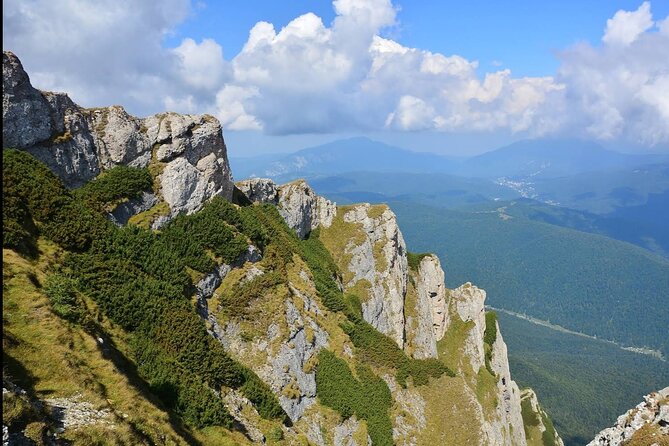 Hiking in Bucegi Mountains in the Carpathians, Private tour - Timing, weather, and what to expect on the mountain