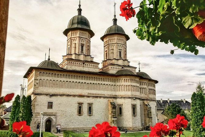 Iasi City Tour - Botanical gardens, and how real seasons affect your plan