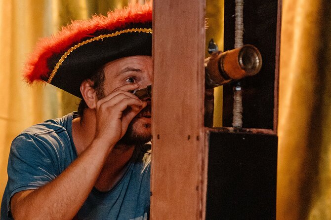 Legend of Skull Island Immersive Escape Room Experience - How the puzzles work in Skag’s quarters: interactive mechanisms and story clues