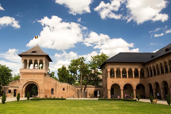 Mystical Monasteries, Dracula's Tomb and Mogosoaia Lake Palace - Private Tour - Key points to know before you go