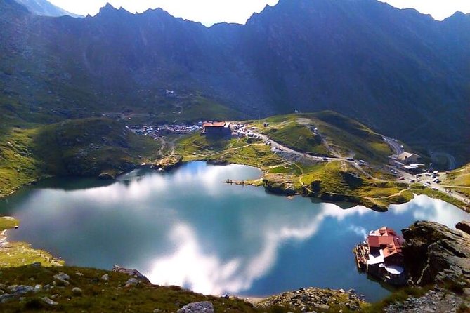 One day tour Transfagarasan road , Balea waterfall, Balea lake - Transfăgărășan: the mountain road section that does the heavy lifting