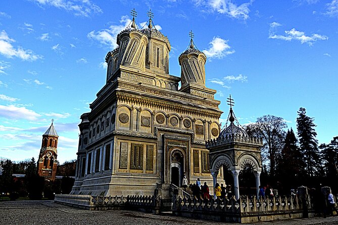 One-Day Vlad the Impaler Royal Court Private Tour from Bucharest - Price and logistics: what $307.61 really buys you