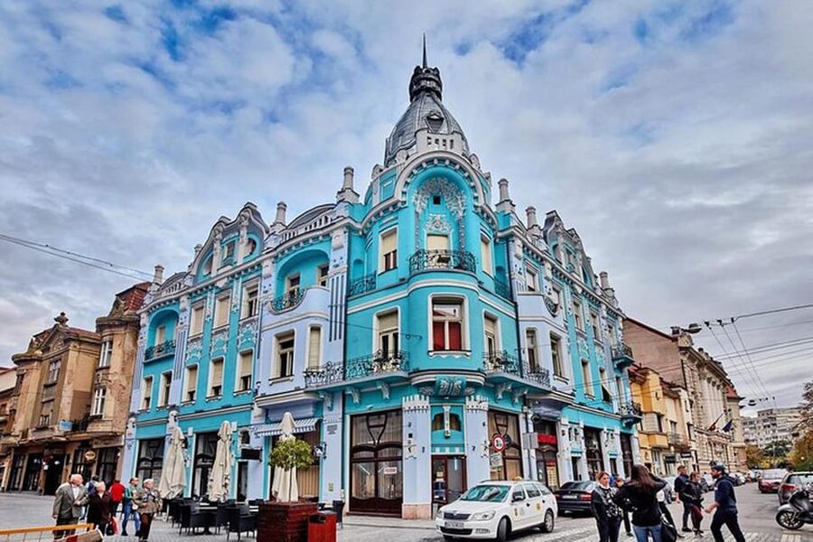 Oradea city tour - A 2-hour Oradea plan built for quick learning