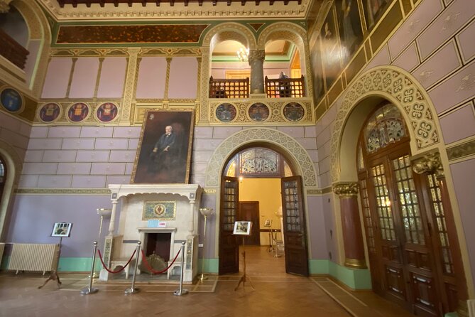 Peles and Cantacuzino Castles Small Group Day Tour from Brasov - When this tour makes sense, and when you should tweak expectations