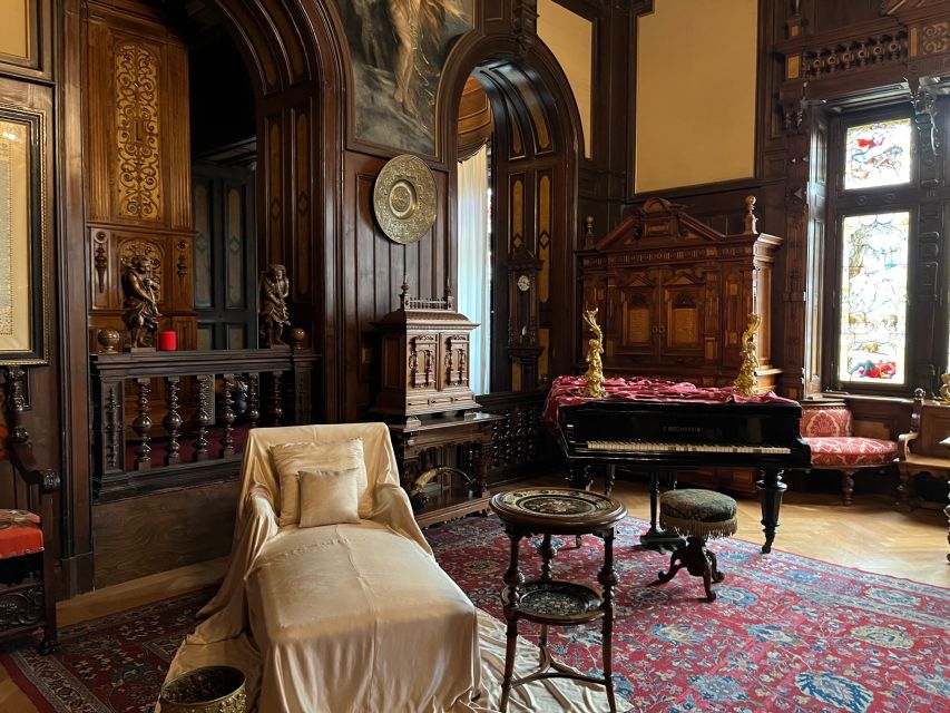 Peles & Cantacuzino Castles: Gourmet Wine & Cultural trip - Entering Peleș Castle: German Renaissance royalty in real detail