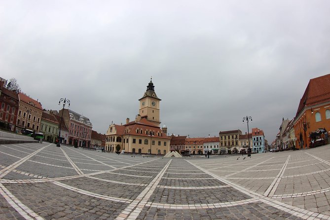 Peles Castle, Bran Castle and Brasov from Bucharest - Guide Style and Timing: Managing Busy Entrances Without Losing the Day