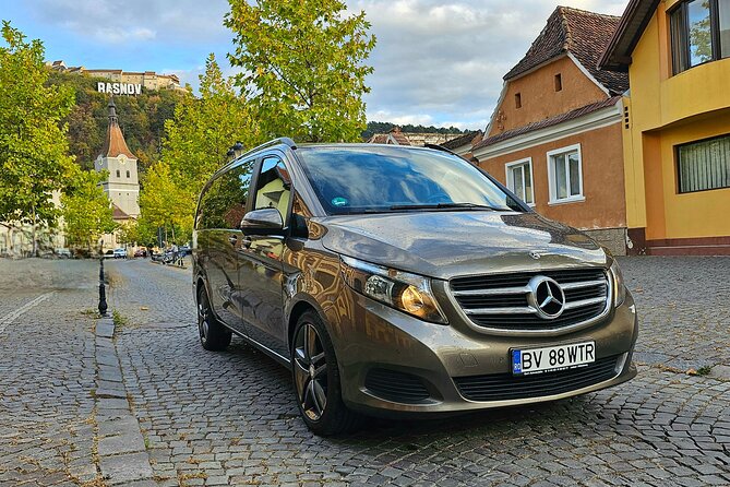 Peles Castle, Bran Castle & Rasnov Fort. Private Tour from Brasov - Lunch in Rasnov at La Promenada: a local meal that feels tied to the day