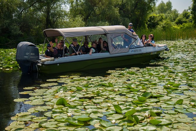 PRIVATE 4-5h speedboat tour to the village Mila23 - Key things to know before you go