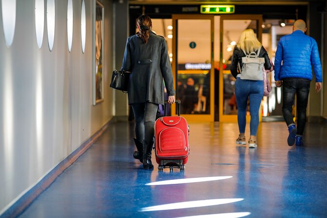 Private Bucharest Airport Transfer - Return to Otopeni: late flights, early mornings, and timing realism