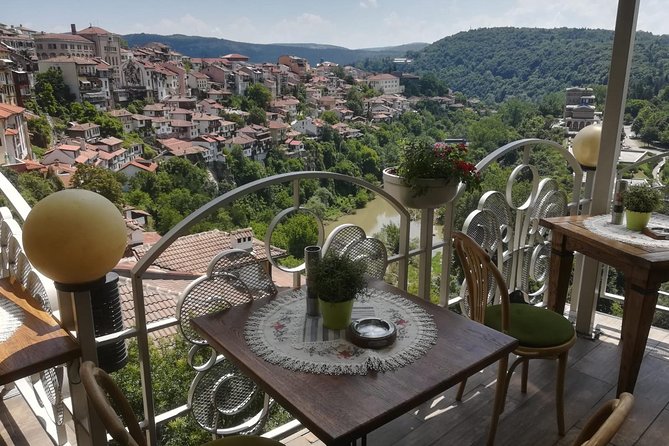 Private Day Trip to Bulgaria and Veliko Tarnovo from Bucharest - Private Guide Impact: The Difference Between a Trip and a Story
