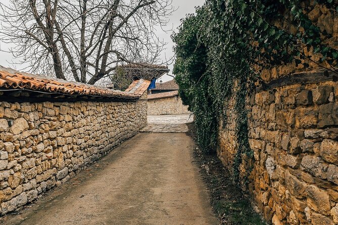 Private Day Trip to Medieval Bulgaria from Bucharest - Arbanassi village and an included look inside a local home