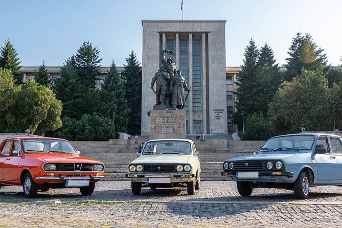 Private: RedPatrol Bucharest Contrasts Tour in a Vintage Car - Fântână and the bourgeois neighborhood start of a royal city