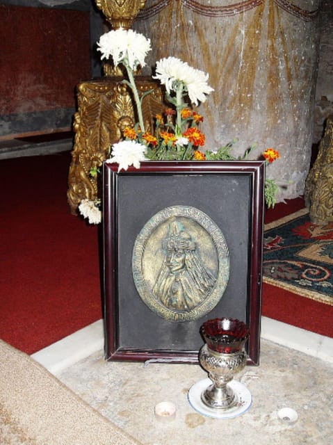 Private Tour from Bucharest to Dracula's tomb and Mogosoaia - The Annunciation chapel story, and why it sticks with you