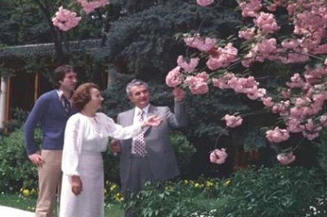 Private Tour -The Last Day of Nicolae Ceaușescu in a Romanian Car - Timing and route length: plan for a full morning to afternoon