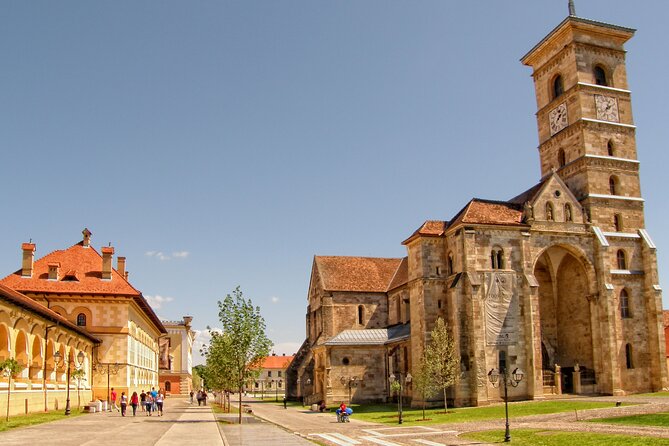 Private Walking Tour of Alba Iulia Citadel with Wine Tasting - Why Alba Iulia’s fortress feels different on foot