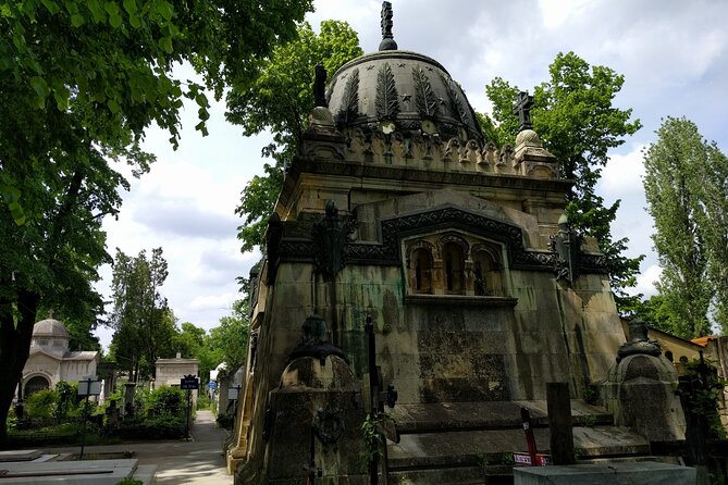 Quest Experience in Bellu Cemetery Bucharest - The offline mobile format, and what it really means for you