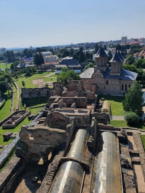 Real Dracula Princely Court and Real Dracula's Fortress - Price and the value of a private guide from Bucharest