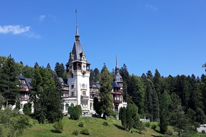 Royal Delights - Sinaia with Peles Palace and Gardens Day Trip from Bucharest - Who this tour suits best