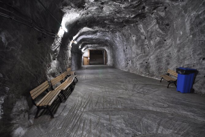 Salt Mine & Mud Volcanoes - Timing at each stop: how the day feels in practice
