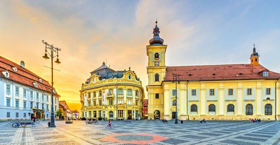 Sibiu: Daily Sightseeing Guided Tour - Why Sibiu’s Old Town fits a 90-minute guided walk