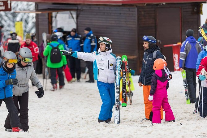 Ski & snowboard lessons on Poiana Brasov- Full Private day tour from Brasov - Who this private lesson day fits best