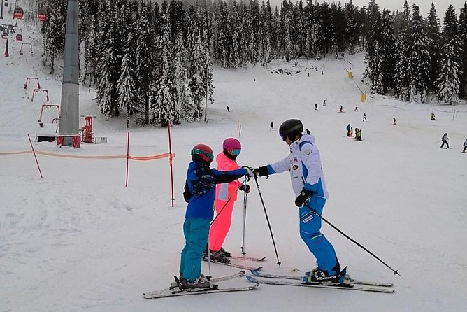 Ski / Snowboard Lessons on the Slopes of Poiana Brasov - The instructor factor: why the coaching style matters