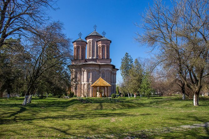 Small Group Tour to Mogosoaia Palace and Snagov Monastery - Guides make the difference, and you will hear real expertise
