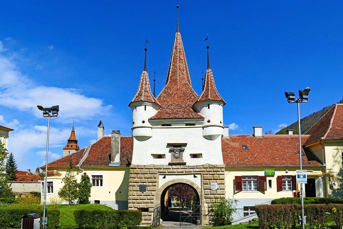 Small Group Walking Tour Of Brasov Old Town - Stop 3: Poarta Schei 4 (Catherine’s Gate) and the Meaning of a City Entrance
