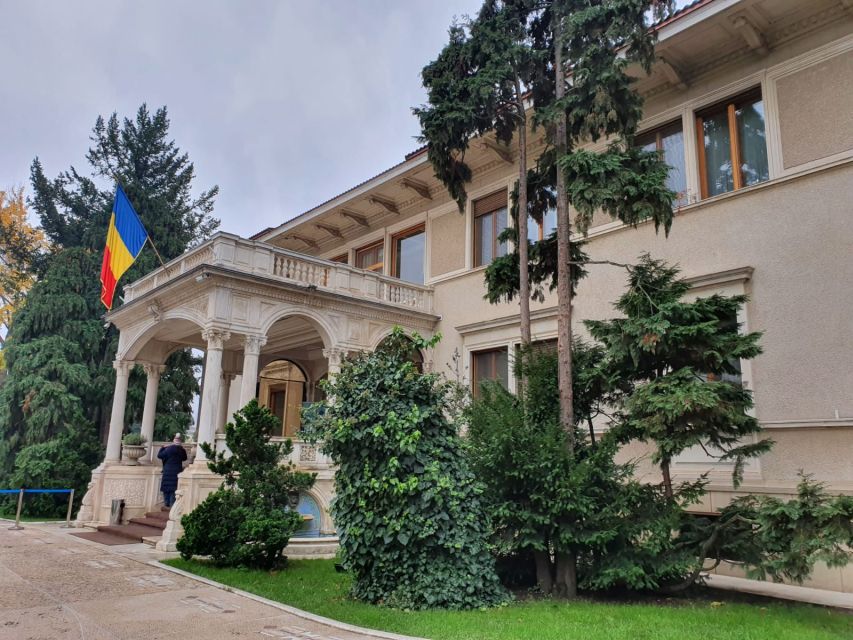Snagov Monastery, Ceaușescu Mansion, & Village Museum - 6h - Palace of the Parliament: when “huge” becomes the point