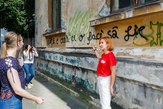 Taste Bucharest: A Food Lover's Tour of Markets & Neighbourhoods - The Armenian Church and the Armenian Quarter: older Bucharest corners