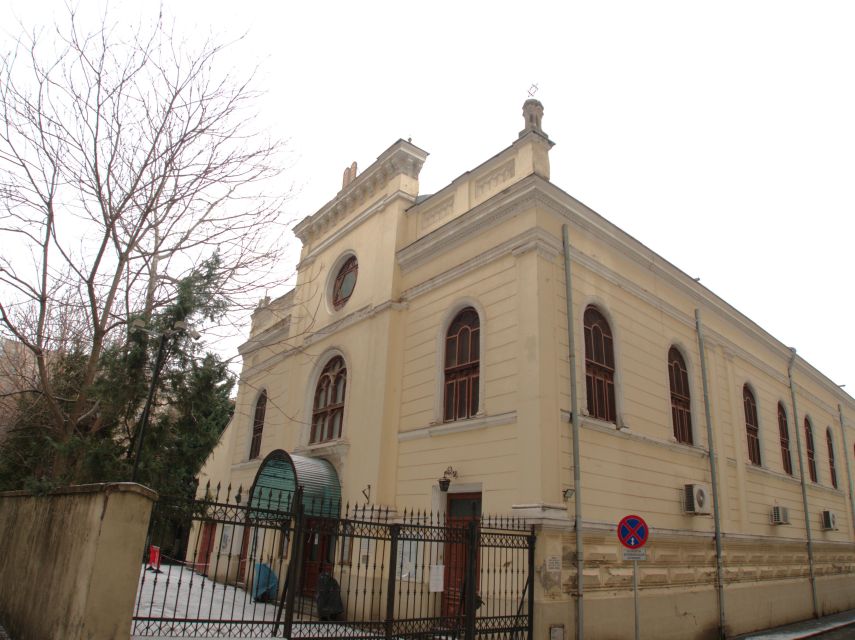 The Jewish heritage of Bucharest - half day walking tour - Why this Bucharest walk hits harder than a museum day
